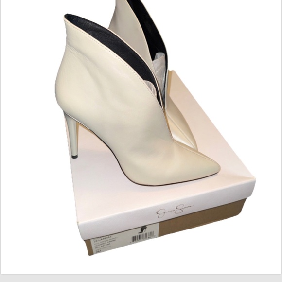 Jessica Simpson Stiletto Bootie Cream Size 8 - Picture 2 of 5